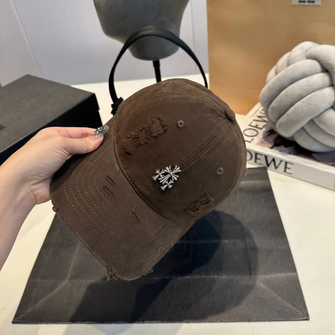 P50 Chrome Hearts 💓Early spring Korean style fashion retro distressed hole hat worn design versatile baseball cap peaked cap